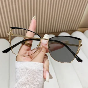 Photochromic Blue Light Glasses, Cat-eye Shape, Glasses, Suitable for