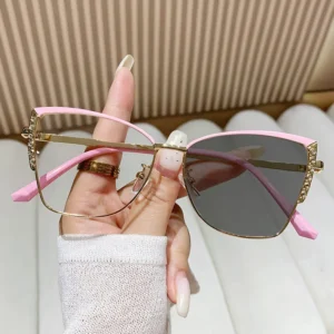 Photochromic Blue Light Glasses, Cat-eye Shape, Glasses, Suitable for
