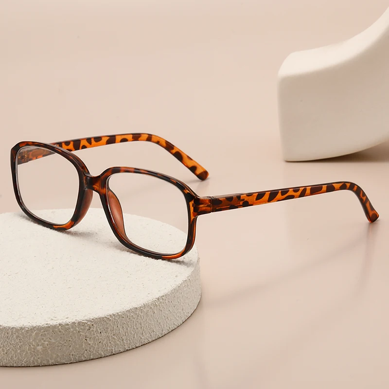 xb9813 unisex slim reading glasses 1pc tr 1.webp XB9813 Slim Glasses TR Frame with Rectangular Blue Light Blocking